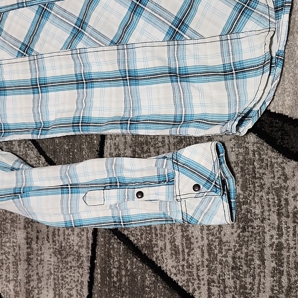 BKE EMBROIDERED PLAID SNAP-BUTTON LONG-SLEEVED SHIRT - Picture 3 of 13